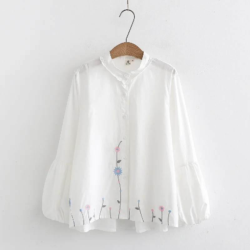 Lovely embroidered long-sleeved shirt  287