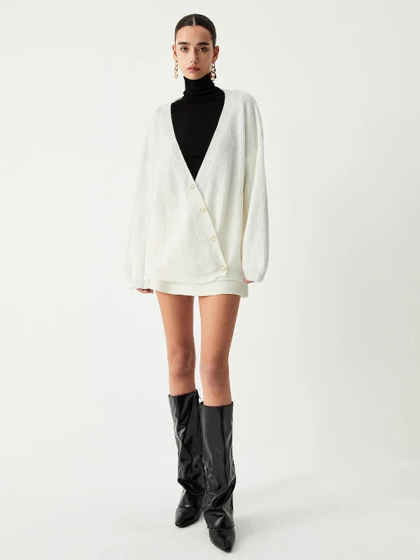 Oversized Asymmetric Graceful Buttoned Cardigan