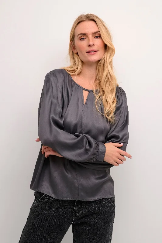 Virea Long Sleeve Blouse in Castlerock